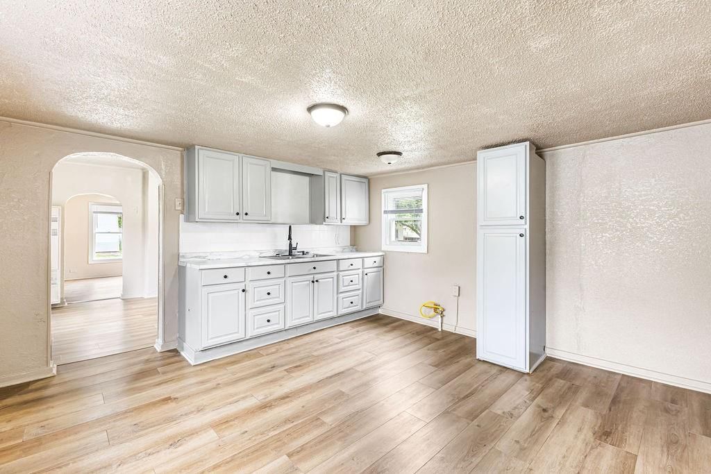 903 W Valley Street — photo 11