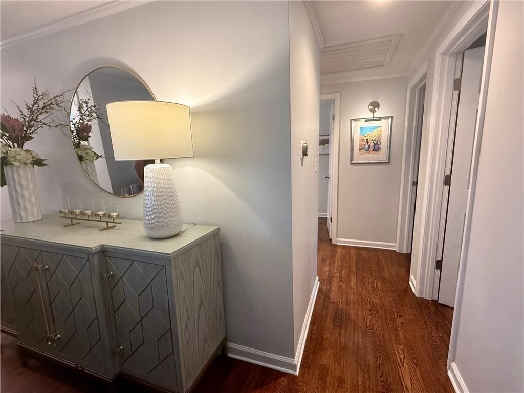 5709 W 78th Street — photo 12