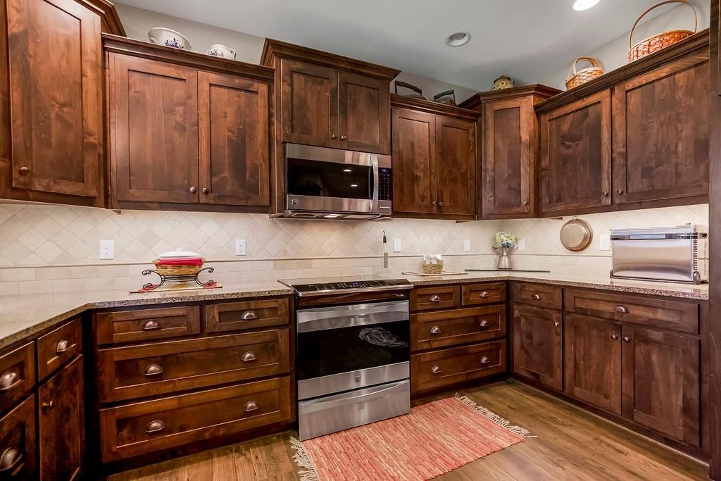1733 S Chestnut Street — photo 14