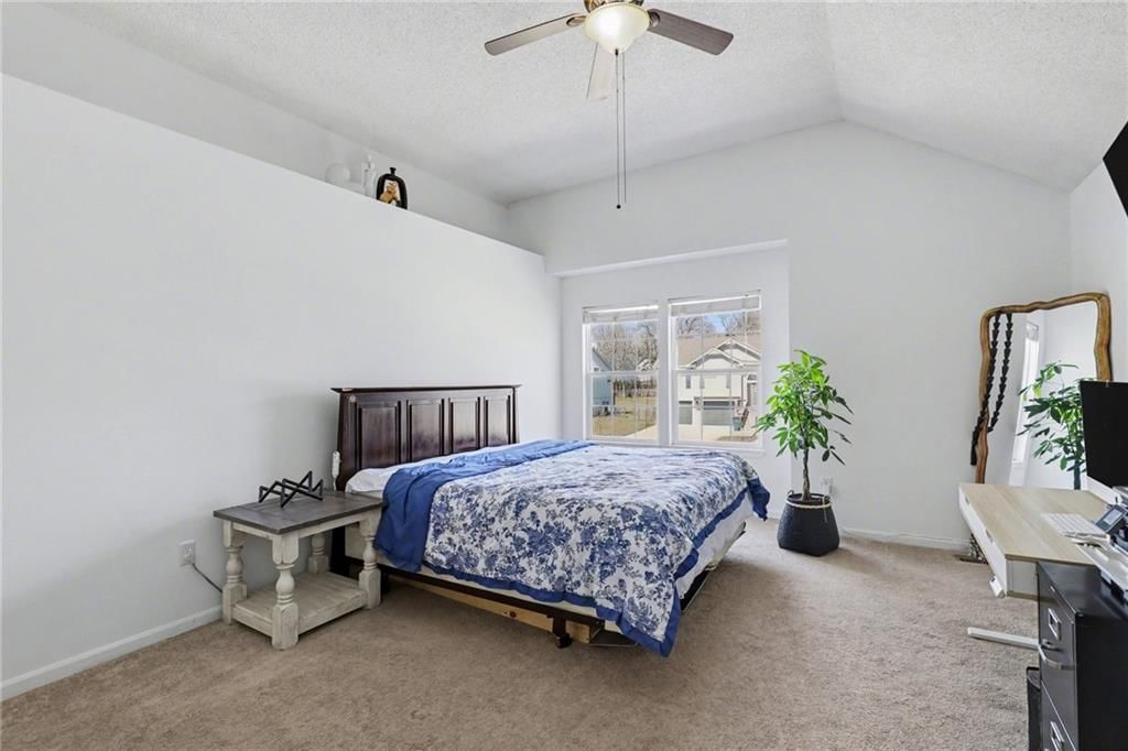 20515 W 220th Terrace — photo 11
