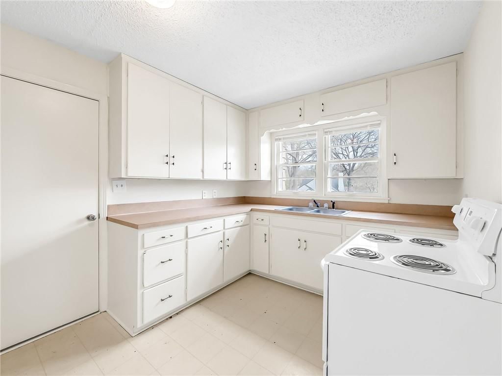 703 Hillside Avenue — photo 12