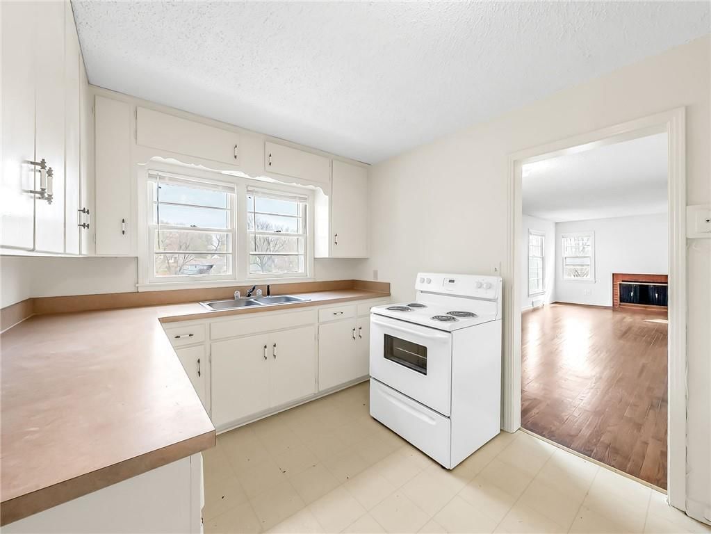 703 Hillside Avenue — photo 14