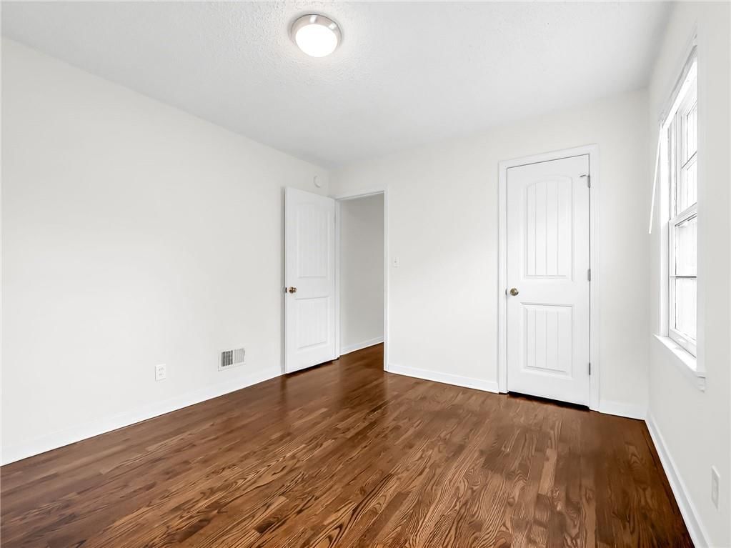 703 Hillside Avenue — photo 19