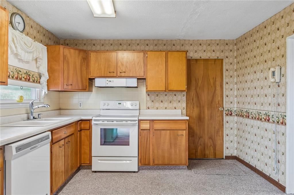 843 Sherrill Avenue — photo 11