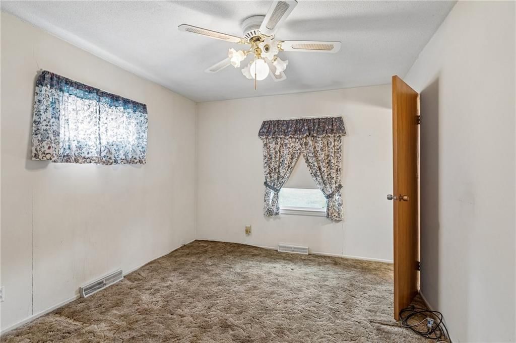 843 Sherrill Avenue — photo 16