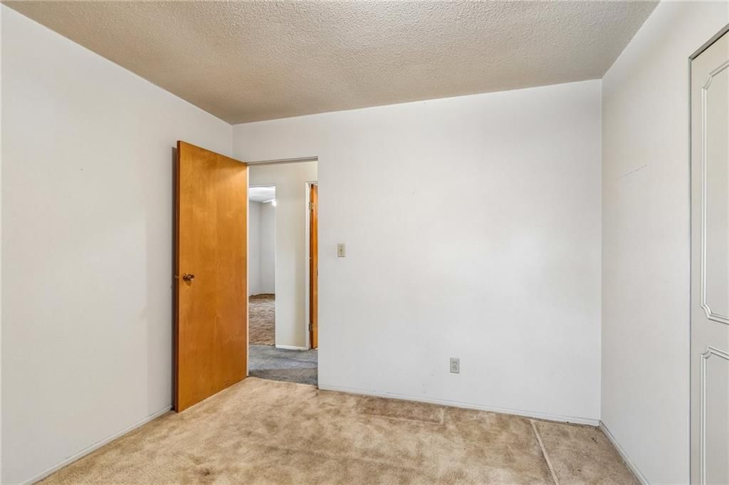843 Sherrill Avenue — photo 21