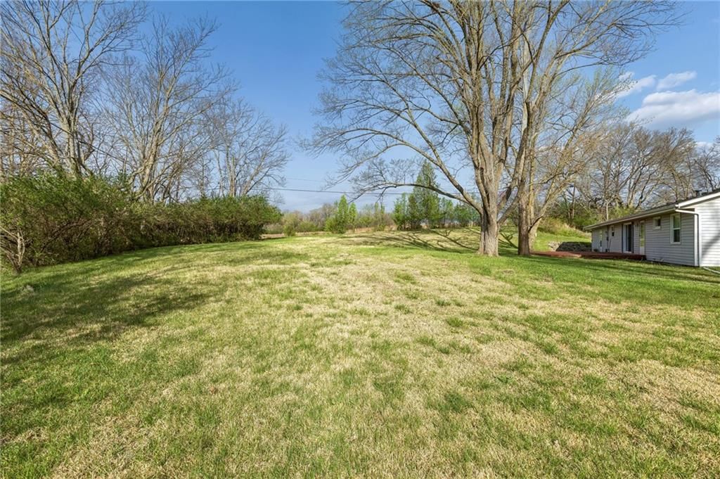 843 Sherrill Avenue — photo 29