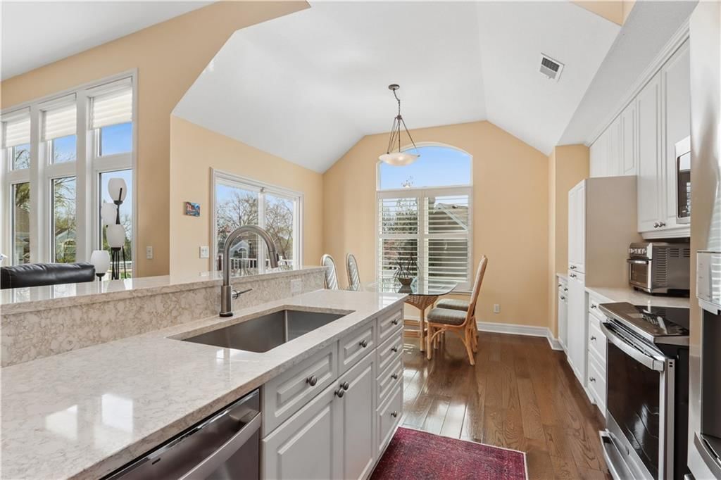 13125 Summit Court — photo 5