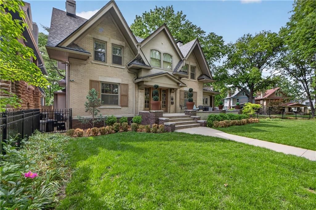 3820 CAMPBELL Street — photo 26