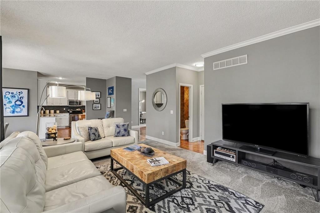 8308 W 127th Circle — photo 7