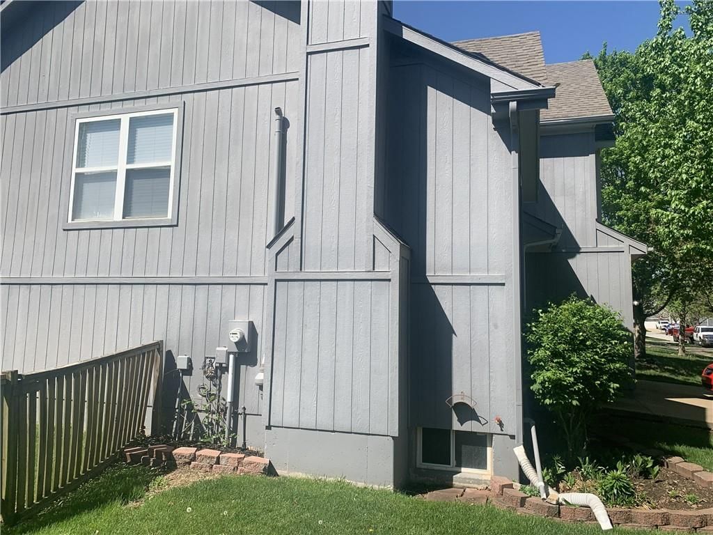 16385 W 156TH Terrace — photo 5