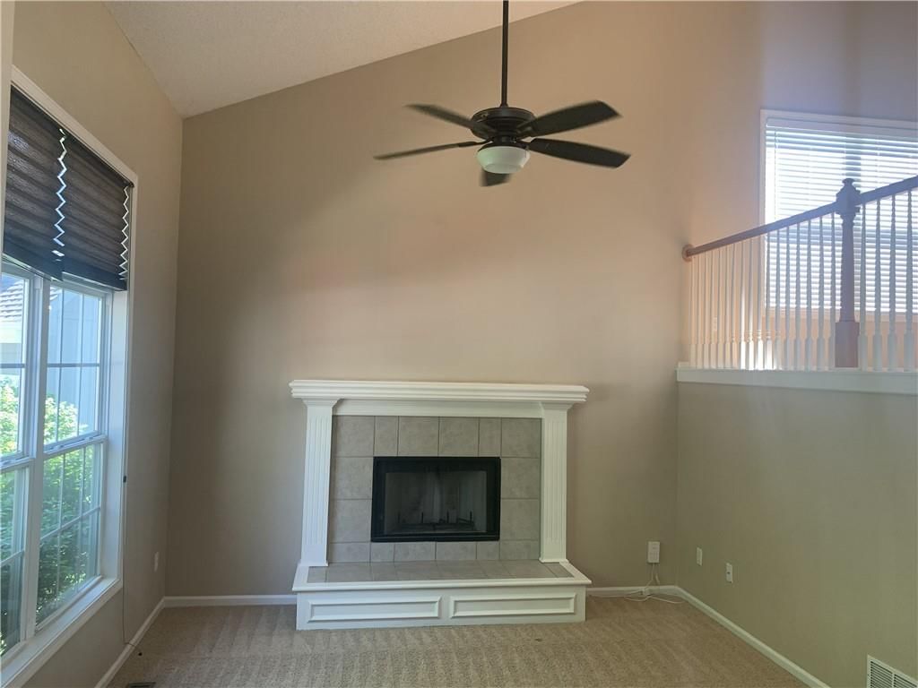 16385 W 156TH Terrace — photo 7