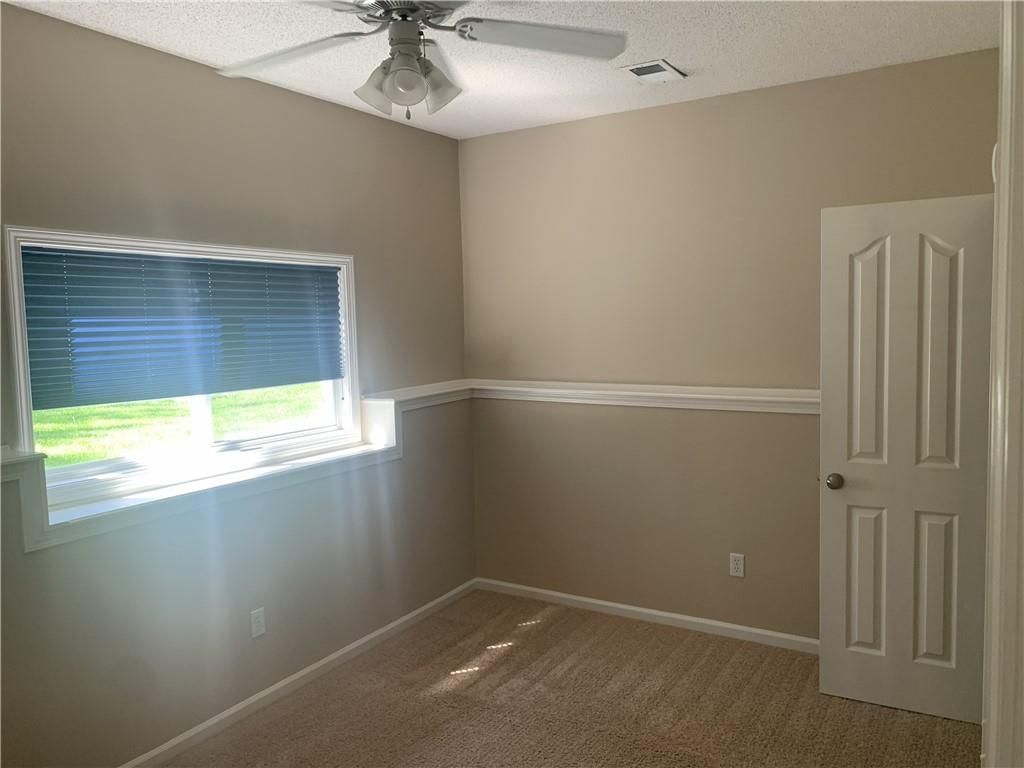 16385 W 156TH Terrace — photo 9