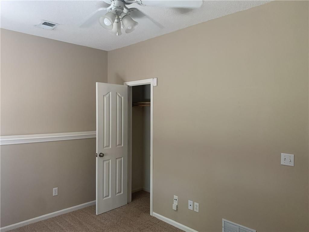 16385 W 156TH Terrace — photo 10