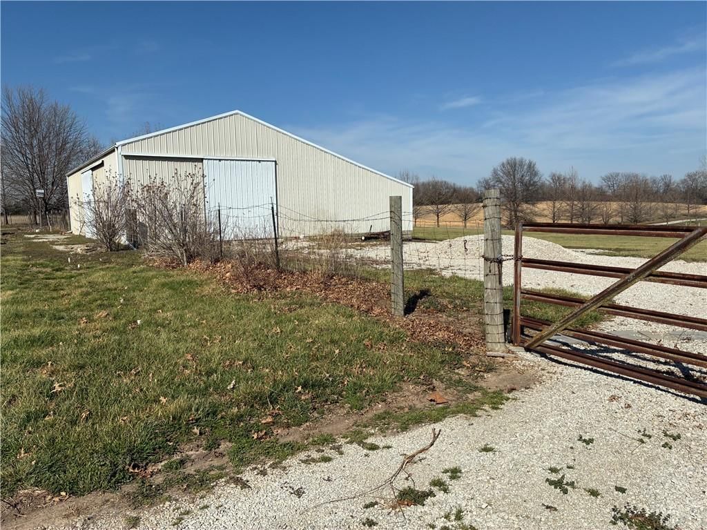 7211 S Arnett Road — photo 51