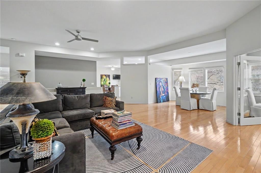 5727 Villa Drive — photo 12