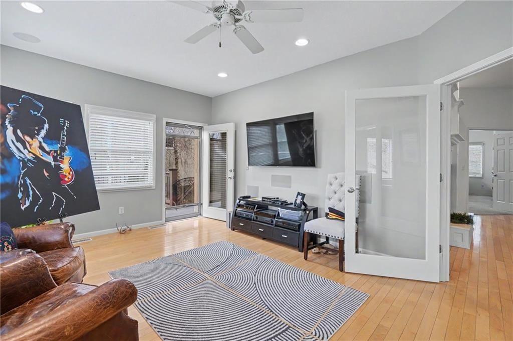 5727 Villa Drive — photo 23