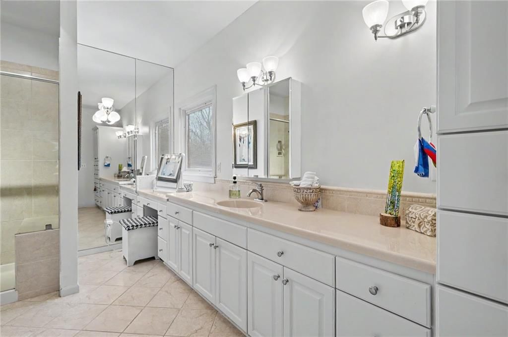 5727 Villa Drive — photo 27
