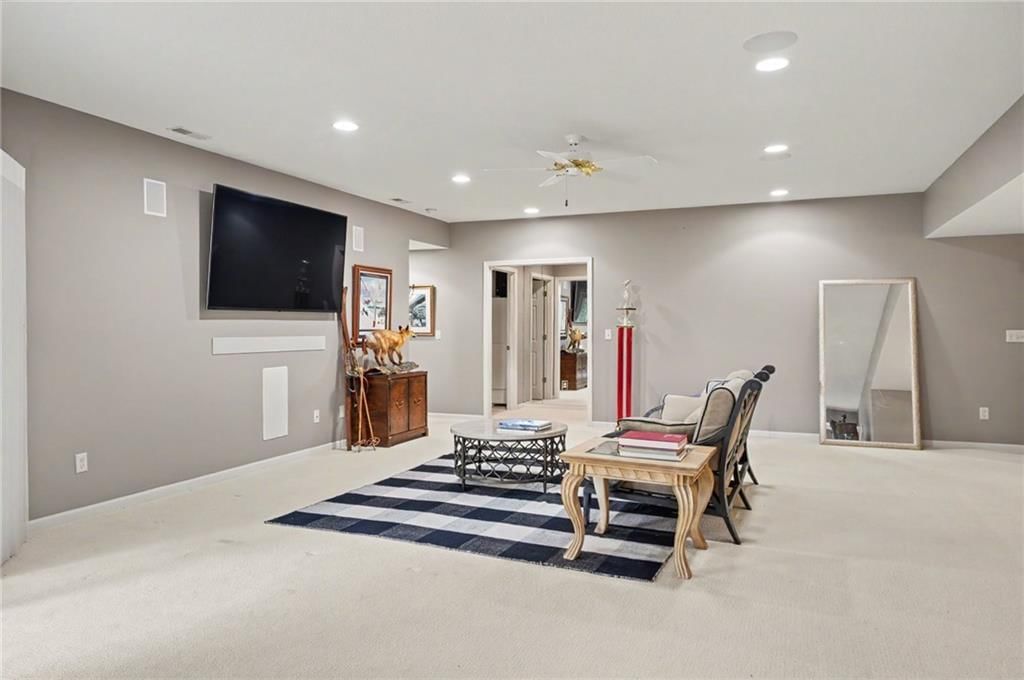5727 Villa Drive — photo 39
