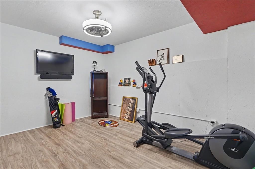 5727 Villa Drive — photo 45