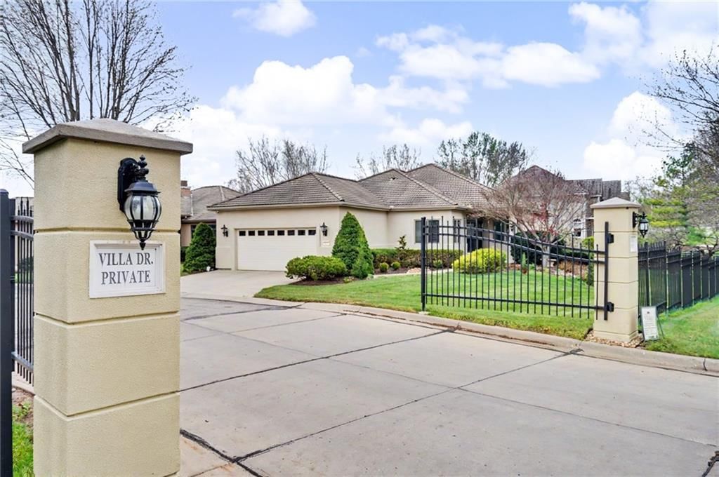 5727 Villa Drive — photo 49