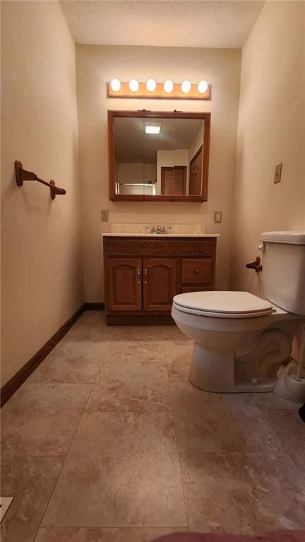 301 E Walnut Street — photo 30