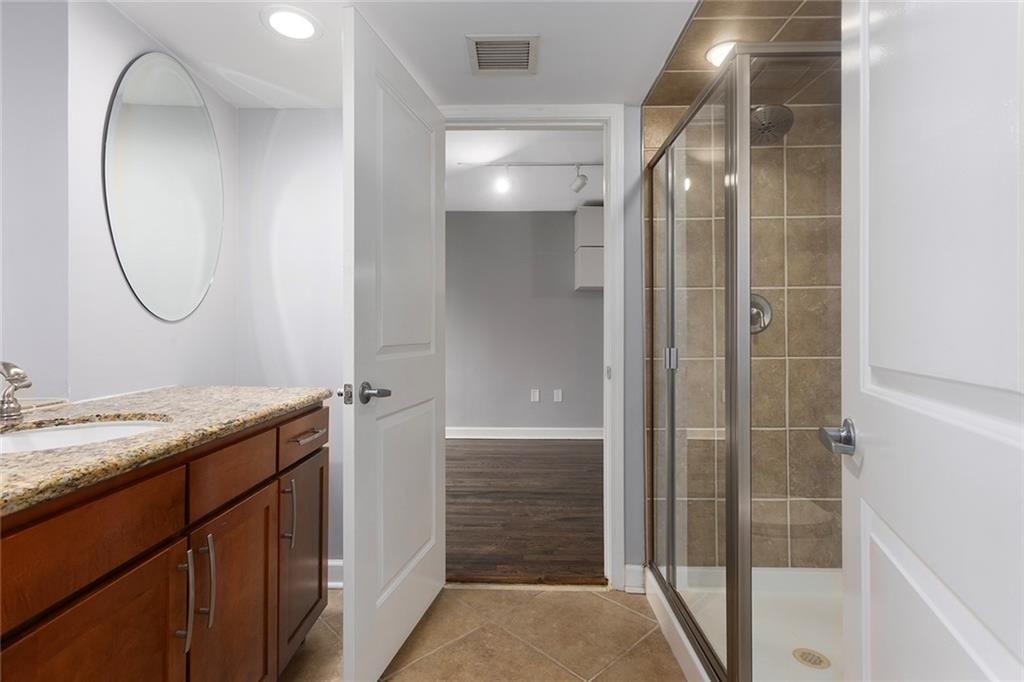 600 Admiral Boulevard — photo 14