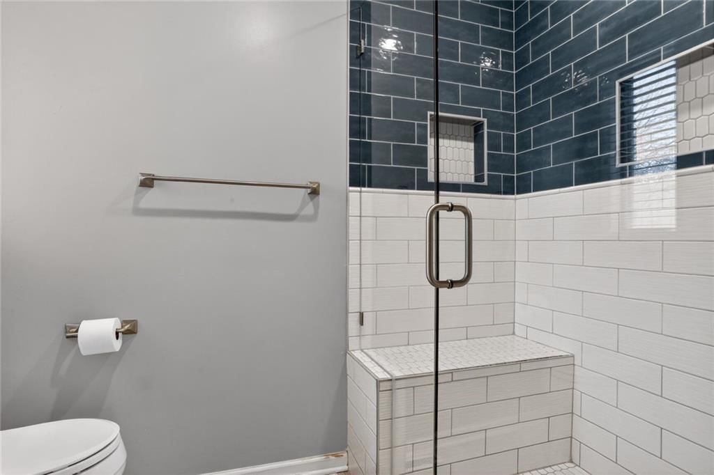 12914 W 69th Street — photo 15