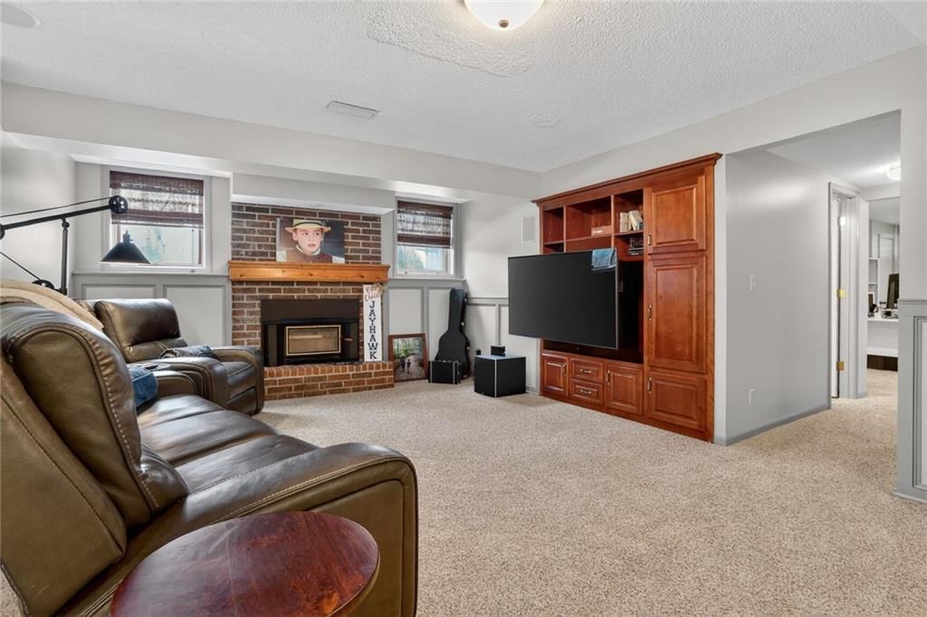 12914 W 69th Street — photo 21