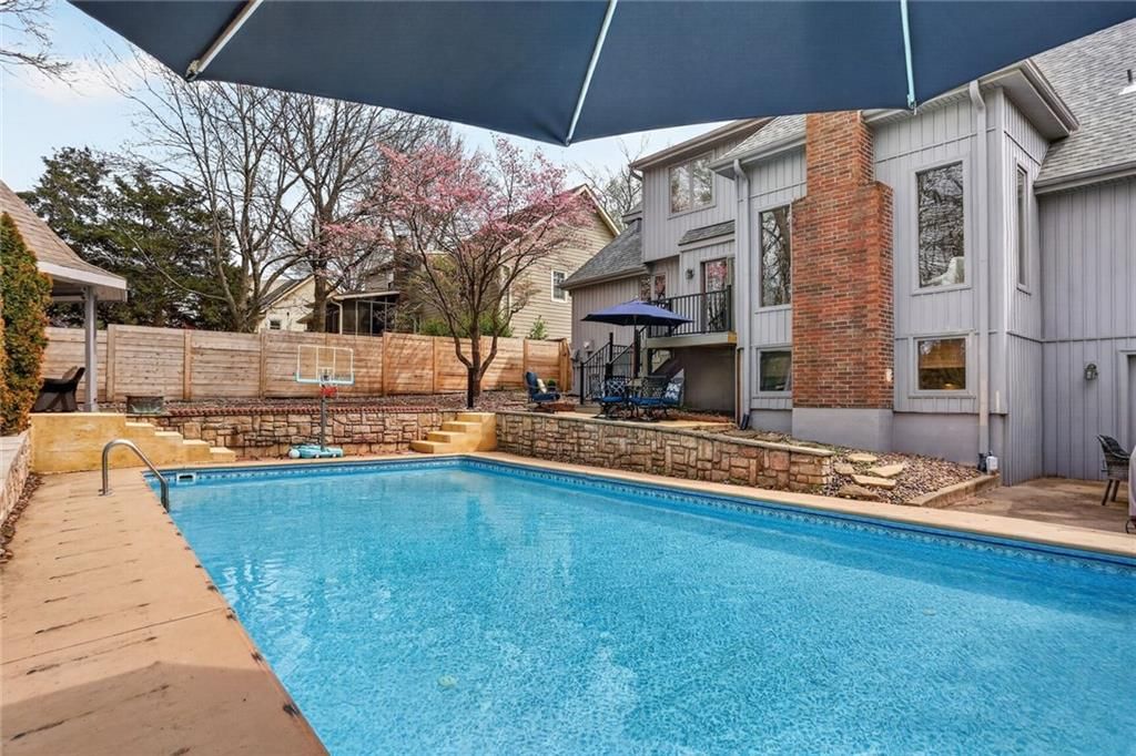 12914 W 69th Street — photo 26