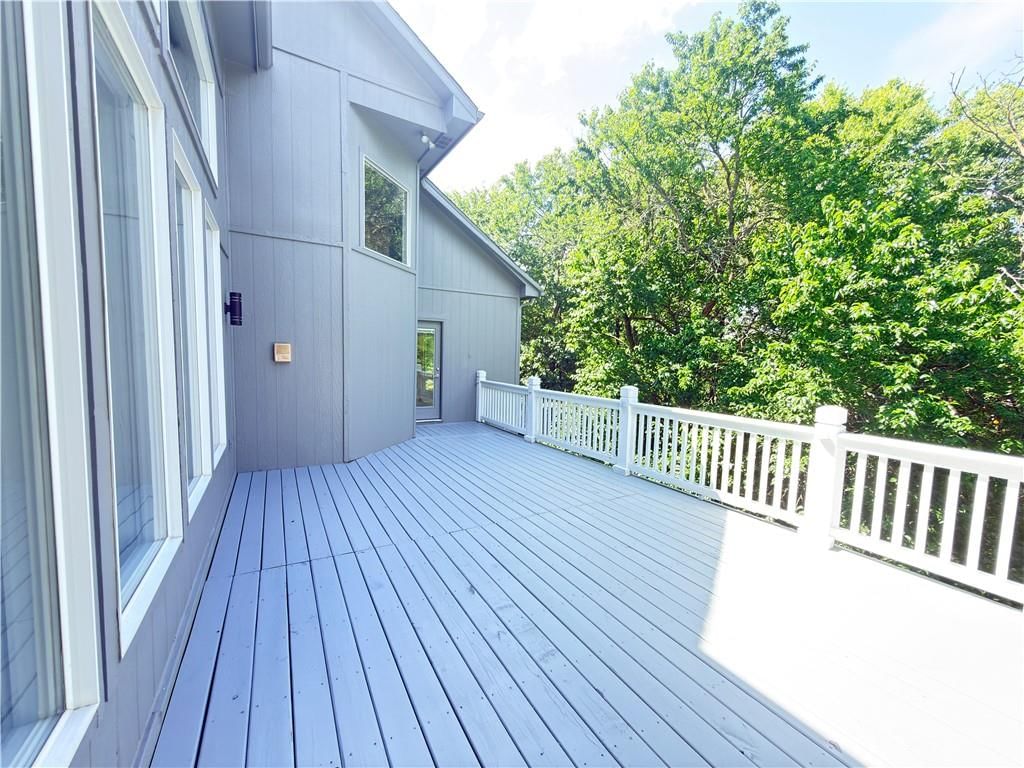 601 SW Forestpark Lane — photo 37