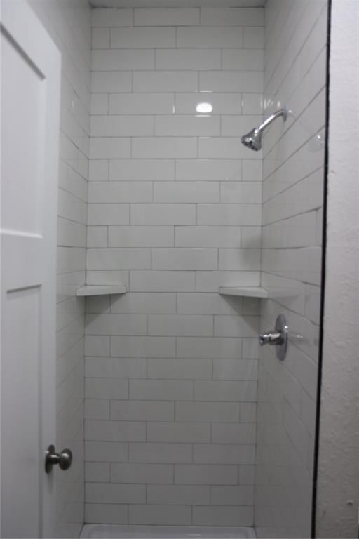 4123 Woodland Avenue — photo 14