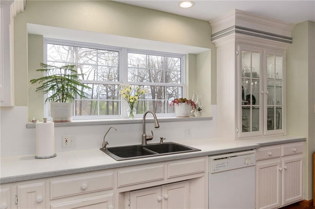 21150 Farm Road 2020 N/A — photo 47