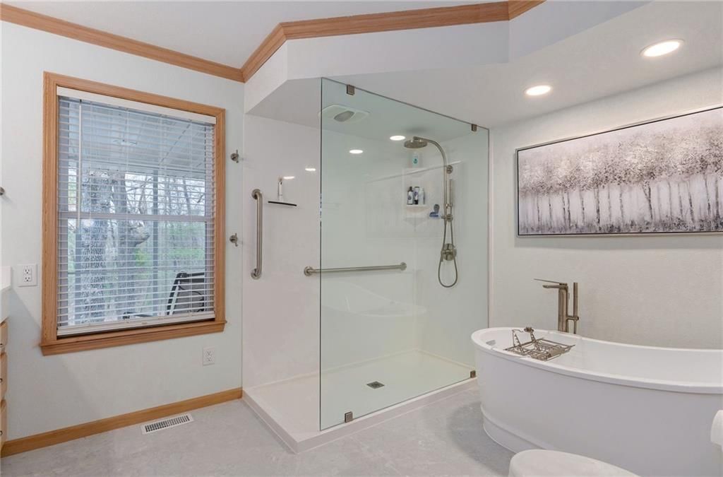 21150 Farm Road 2020 N/A — photo 51