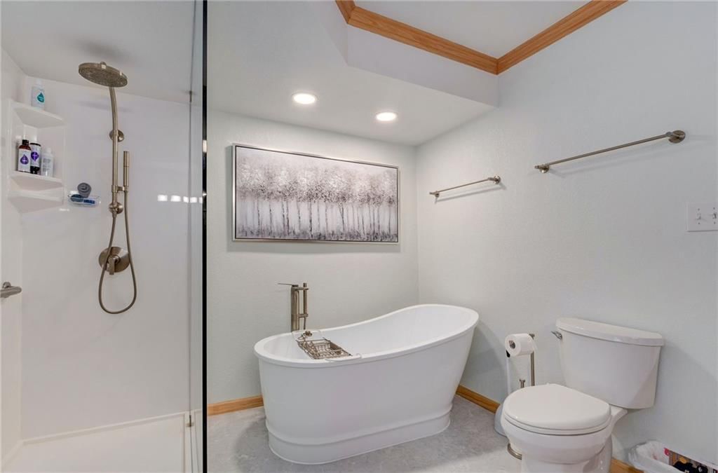 21150 Farm Road 2020 N/A — photo 53