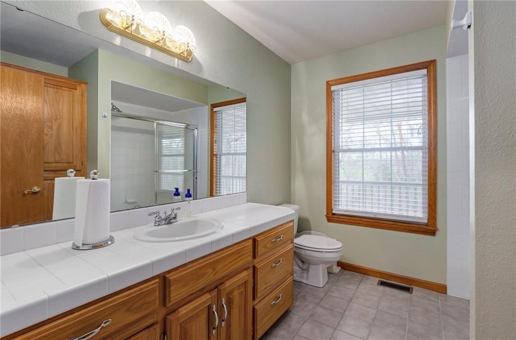 21150 Farm Road 2020 N/A — photo 55