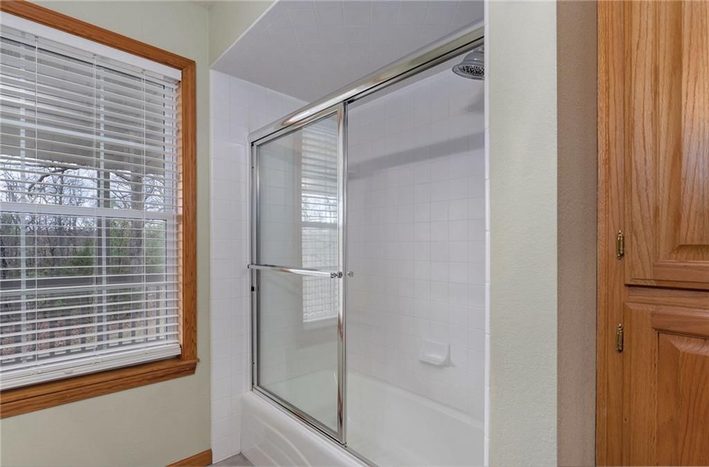 21150 Farm Road 2020 N/A — photo 56
