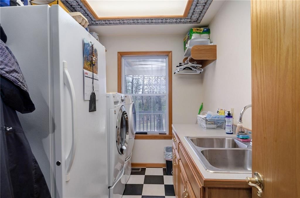 21150 Farm Road 2020 N/A — photo 57
