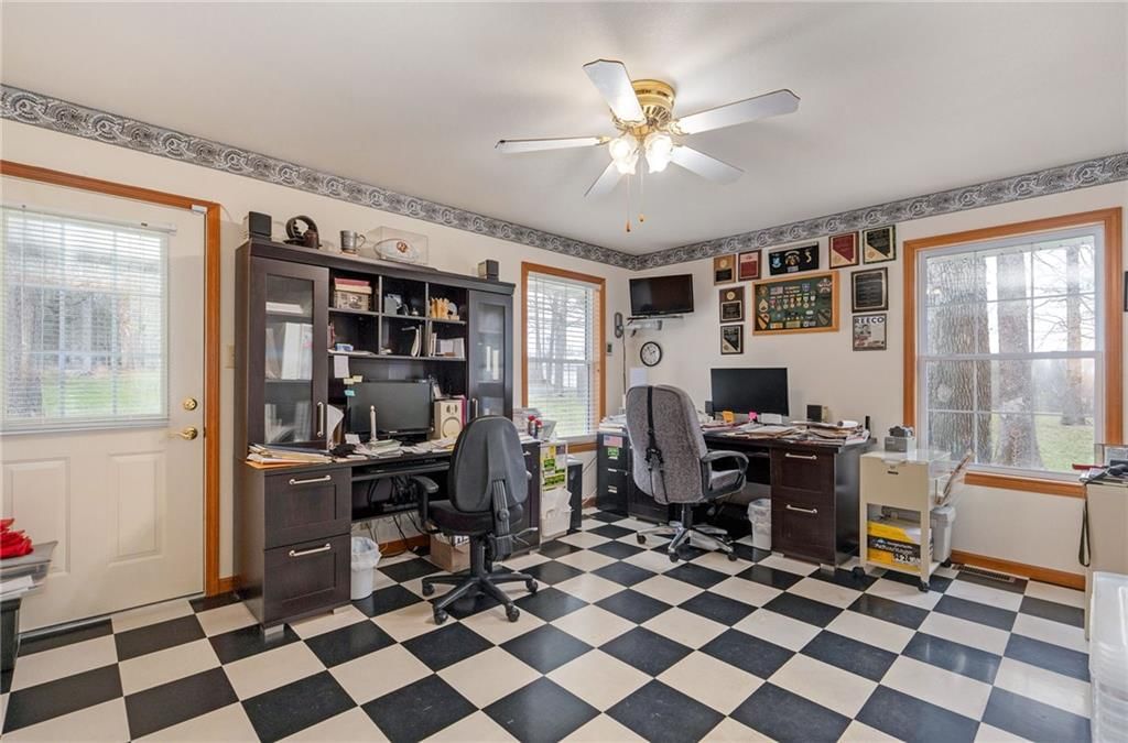 21150 Farm Road 2020 N/A — photo 58