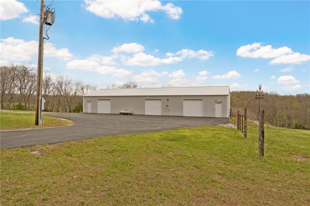 21150 Farm Road 2020 N/A — photo 74