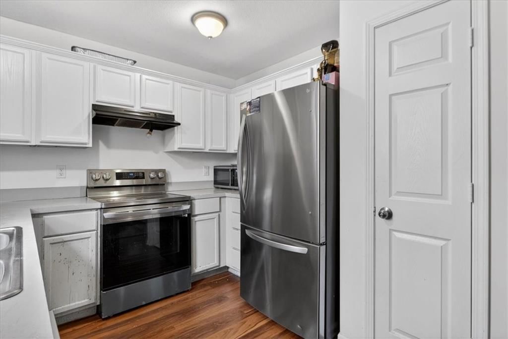 5713 Norton Avenue — photo 22