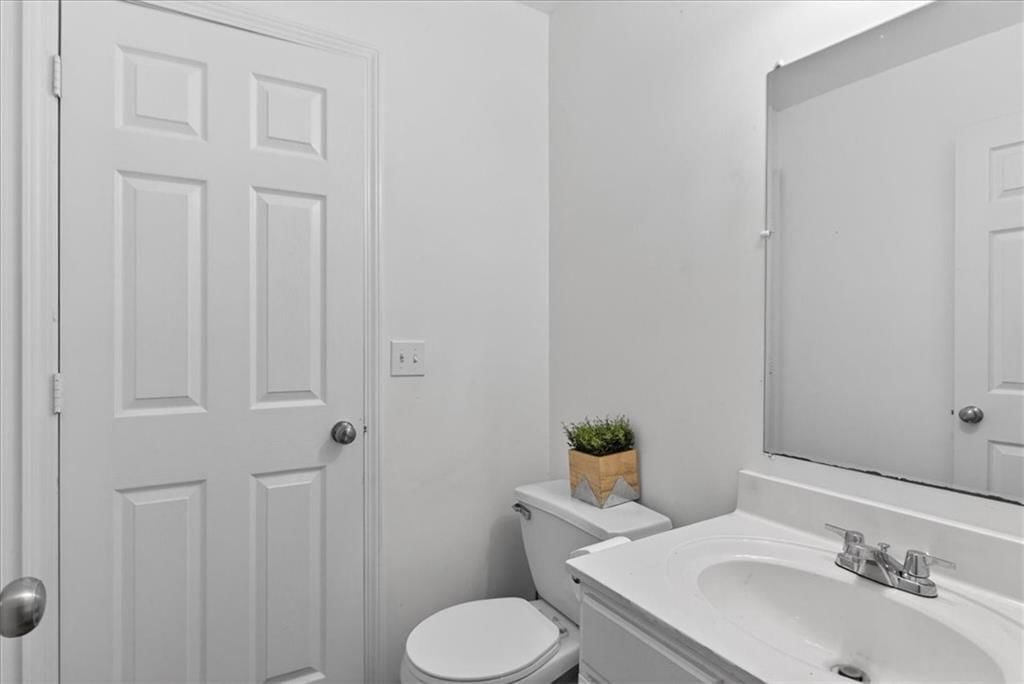 5713 Norton Avenue — photo 29