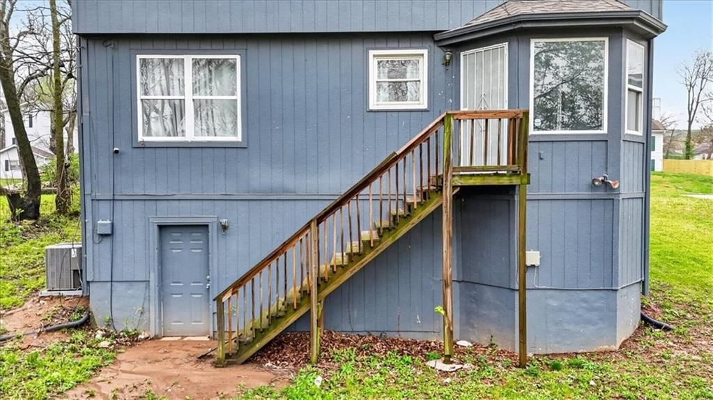 5713 Norton Avenue — photo 48
