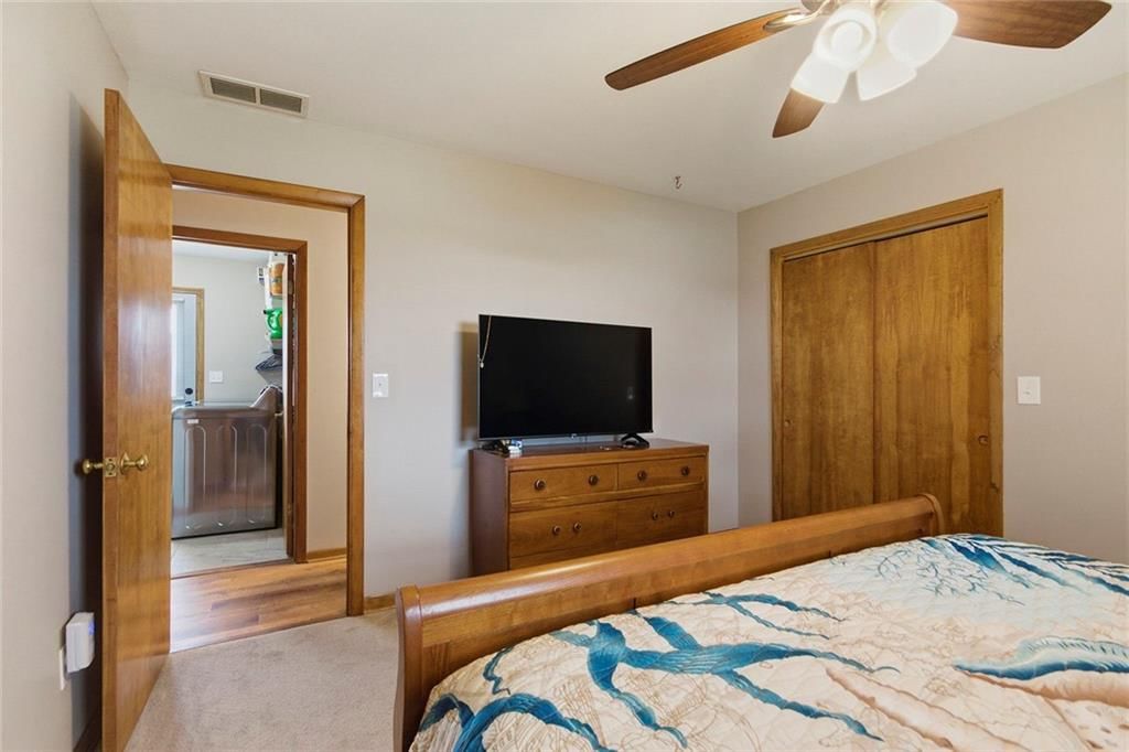 927 Pinnacle Street — photo 23