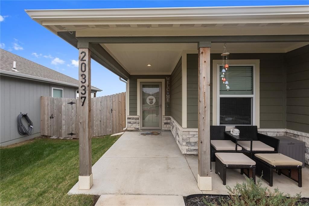 20337 W 193rd Terrace — photo 4