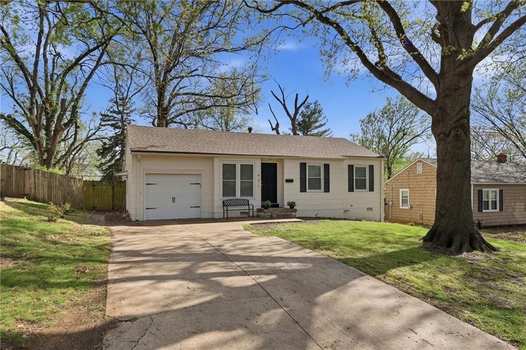 421 W 88 Street, Kansas City, MO