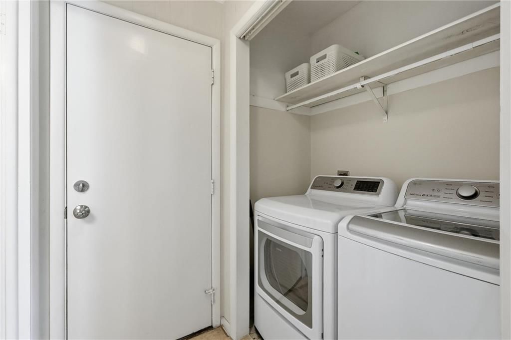 421 W 88 Street — photo 26