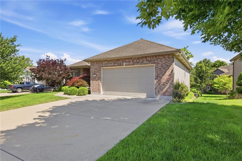 807 NW Poplar Court — photo 4