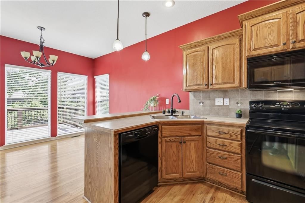 807 NW Poplar Court — photo 11
