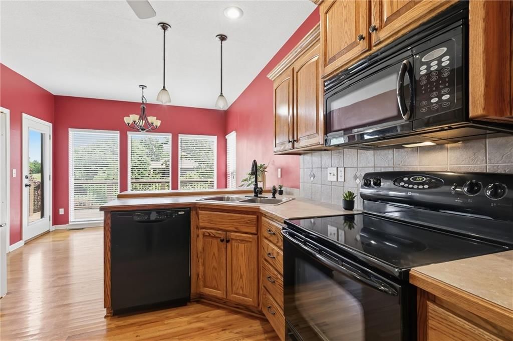 807 NW Poplar Court — photo 15